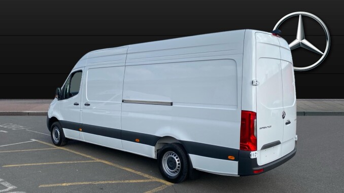 Mercedes-Benz Sprinter 315Cdi L3 Diesel Rwd 3.5t H2 Select Van - Image 6